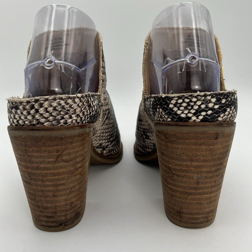 Dolce Vita - women’s Selene‎ Snake embossed heeled Mule shoes gray / tan size 8 - Picture 7 of 13